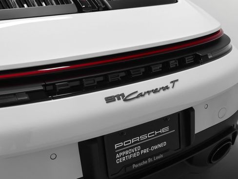 Certified 2026 Porsche 911 Carrera T RWD image 25