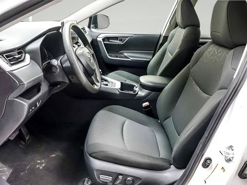 Certified 2025 Toyota RAV4 XLE AWD/4WD image 8