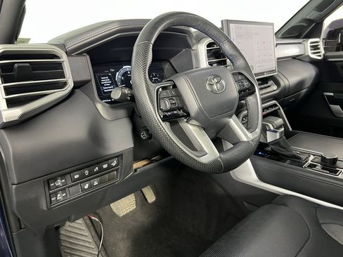 Used 2022 Toyota Tundra Platinum image 21