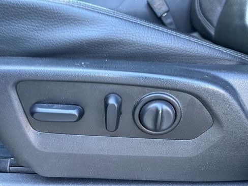 Used 2020 GMC Sierra 2500 Denali w/ Denali Ultimate Package image 9