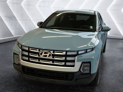 New 2026 Hyundai Santa Cruz SE image 1