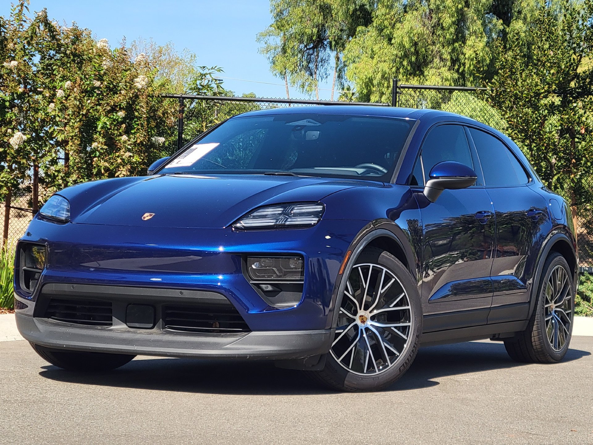 Certified 2024 Porsche Macan 4 Electric AWD/4WD image 1
