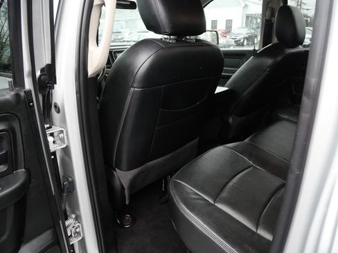 Used 2017 RAM 1500 Express w/ Express Value Package image 20