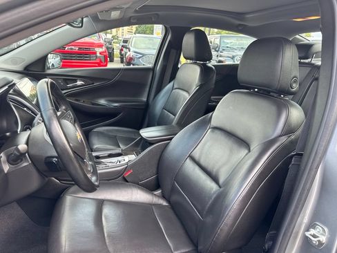 Used 2024 Chevrolet Malibu LT FWD image 13