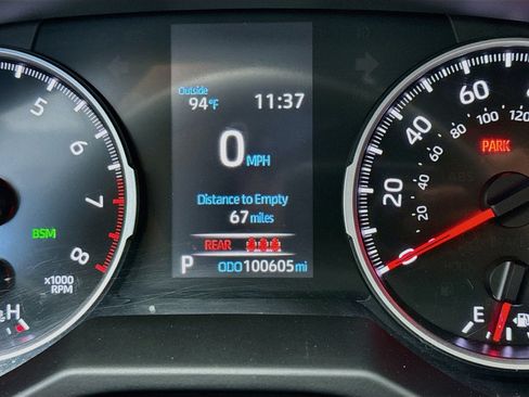 Used 2020 Toyota RAV4 XLE w/ XLE Grade Weather Package FWD image 8
