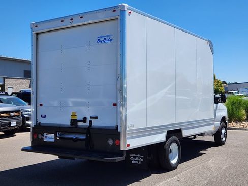 New 2027 Ford E-450 and Econoline 450 Super Duty w/ Power Equipment Group RWD image 7