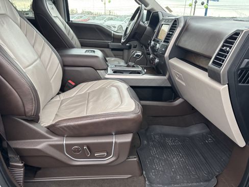 Used 2019 Ford F150 Limited image 29