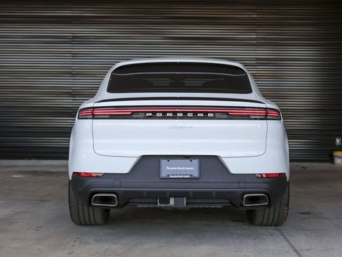 Certified 2026 Porsche Cayenne Coupe AWD/4WD image 7