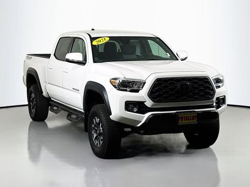 Used 2021 Toyota Tacoma TRD Off-Road image 1