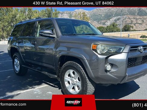 Used 2020 Toyota 4Runner SR5 Premium w/ Moonroof Package AWD/4WD image 1