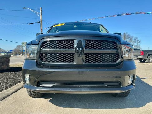 Used 2016 RAM 1500 Express w/ Black Ram 1500 Express Group image 25