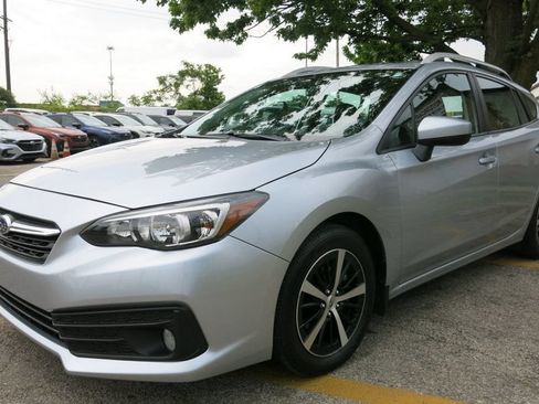Used 2022 Subaru Impreza 2.0i Premium AWD/4WD image 2
