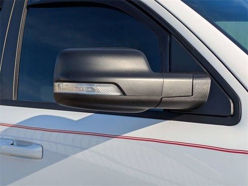 Used 2022 RAM 1500 Big Horn image 12