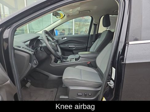 Used 2019 Ford Escape SE image 14