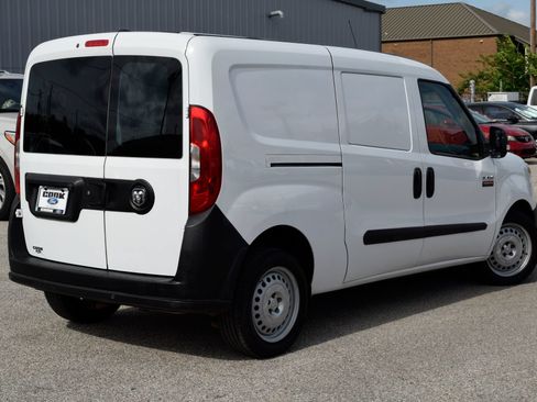 Used 2019 RAM ProMaster City Tradesman FWD image 4