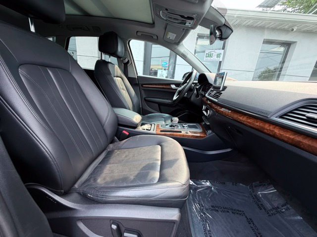 Used 2018 Audi Q5 2.0T Premium Plus w/ Premium Plus Package AWD/4WD image 23