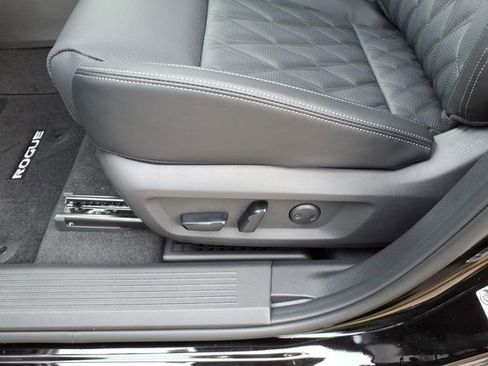 New 2026 Nissan Rogue Platinum AWD/4WD image 7