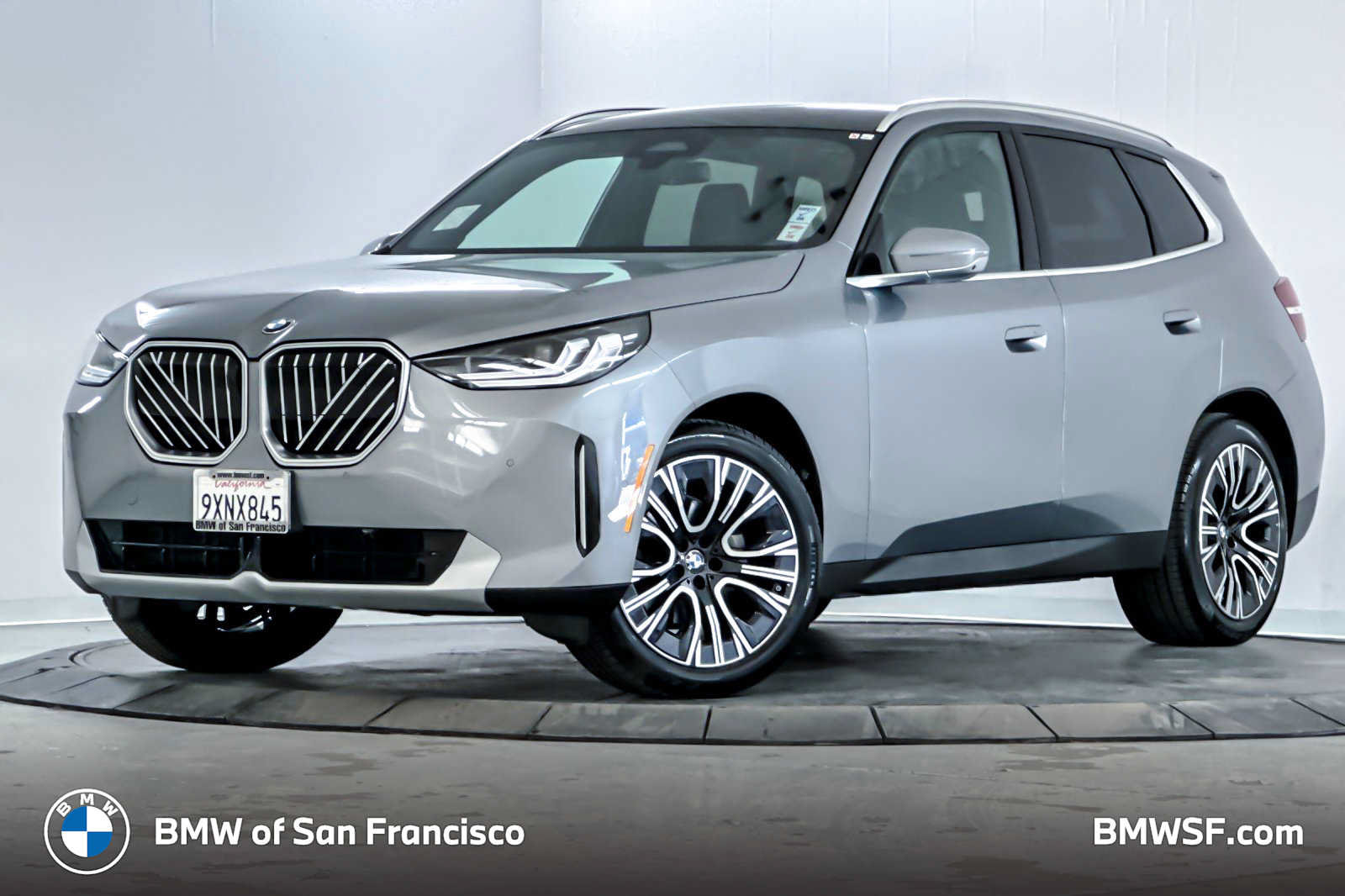Used 2026 BMW X3 xDrive30i w/ Premium Package AWD/4WD image 1