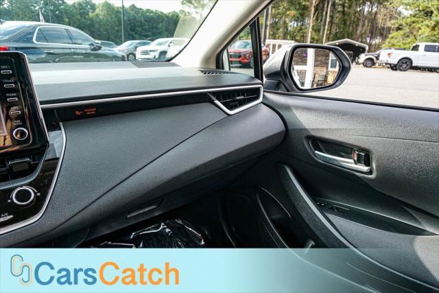 Used 2020 Toyota Corolla LE FWD image 31
