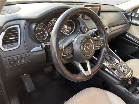 Used 2019 MAZDA CX-9 Touring w/ Touring Premium Package image 9