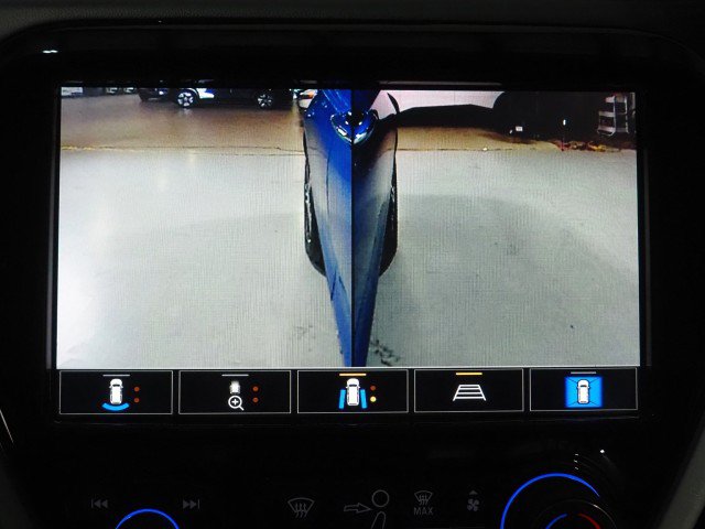 Used 2020 Chevrolet Bolt Premier w/ Infotainment Package FWD image 30
