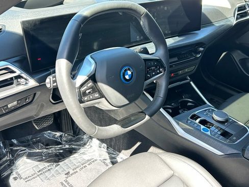 Used 2025 BMW i4 eDrive40 w/ Premium Package RWD image 13