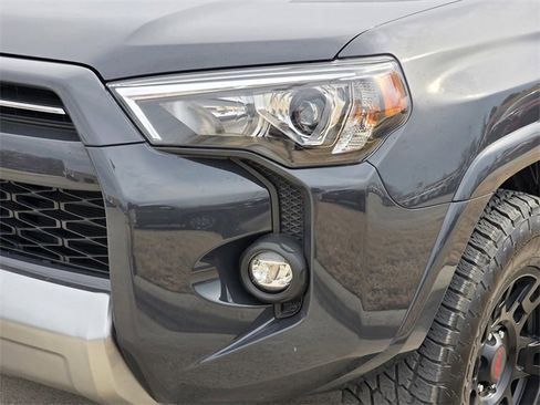 Certified 2024 Toyota 4Runner TRD Off-Road Premium w/ Moonroof Package image 6