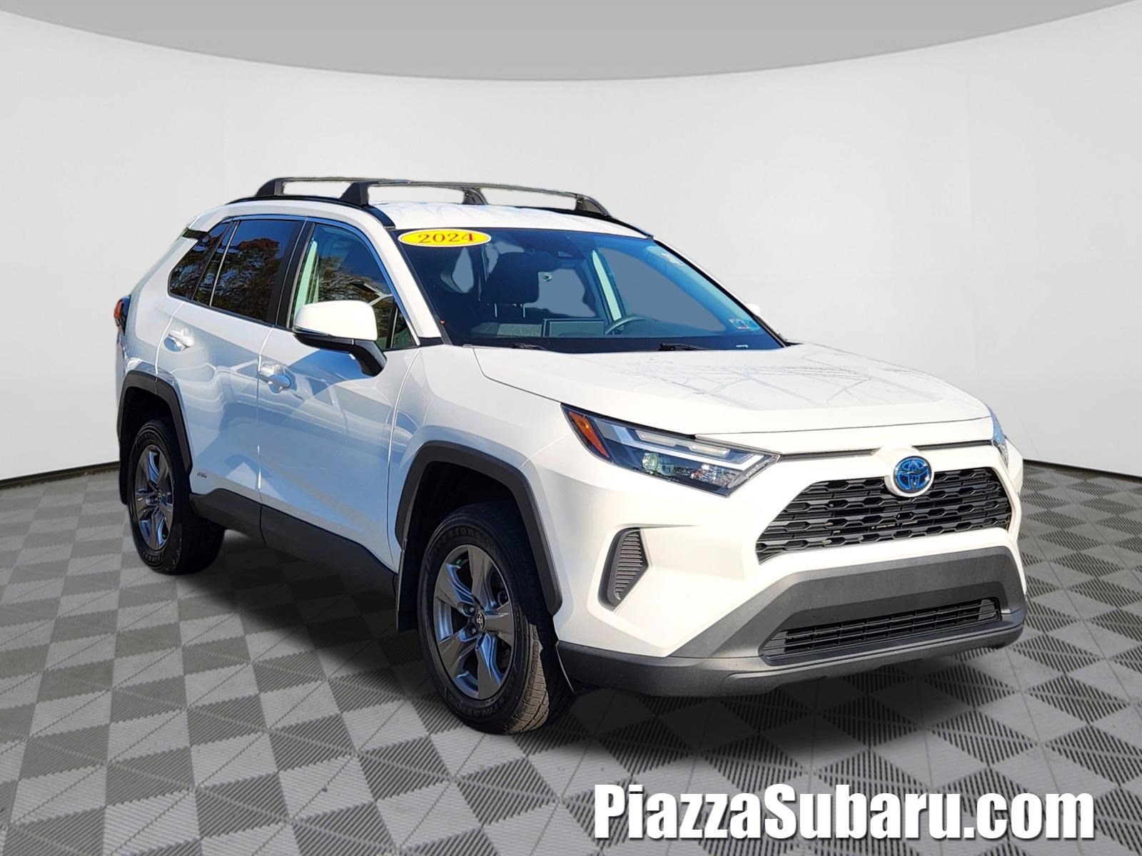 Used 2024 Toyota RAV4 XLE w/ Weather Package AWD/4WD image 1