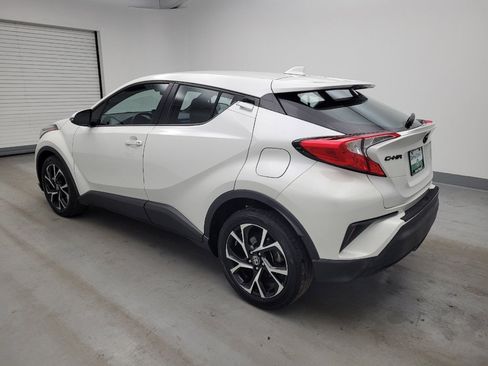 Used 2020 Toyota C-HR XLE FWD image 3