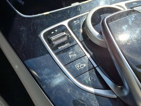 Used 2017 Mercedes-Benz E 300 4MATIC image 24
