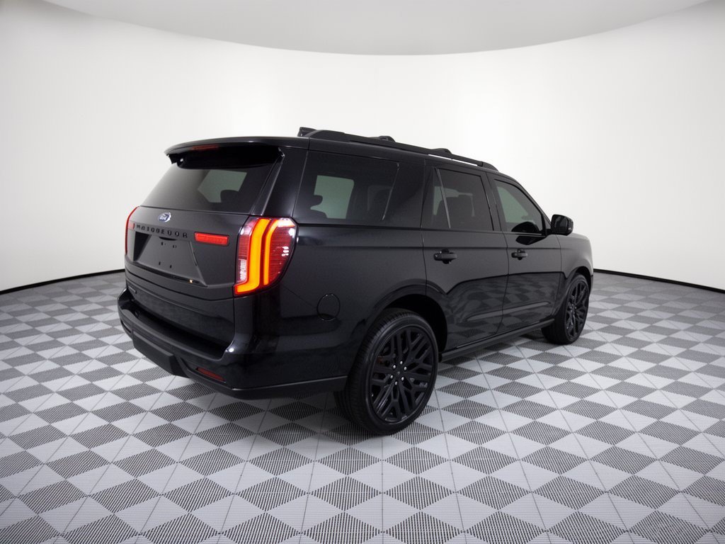 Used 2026 Ford Expedition Platinum w/ Stealth Performance Package AWD/4WD image 8
