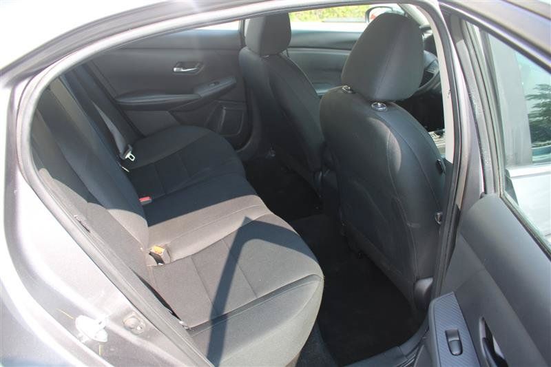 Used 2024 Nissan Sentra S FWD image 11