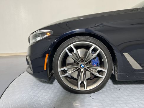Used 2020 BMW M550i xDrive w/ Executive Package image 11