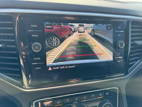 Used 2021 Volkswagen Atlas SEL image 24