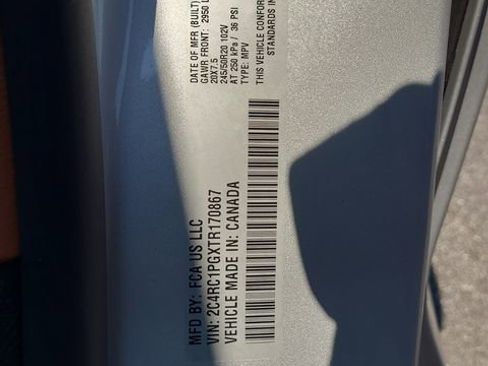 New 2026 Chrysler Pacifica Pinnacle image 29