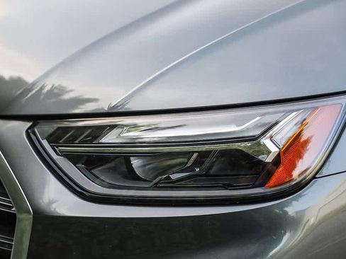 Used 2021 Audi Q5 e Premium w/ Convenience Package image 7