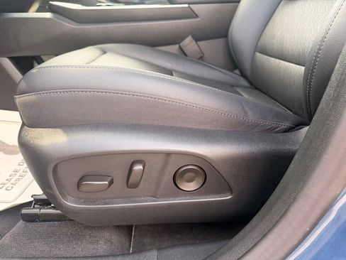 Used 2026 Chevrolet Equinox LT w/ Convenience Package II AWD/4WD image 33