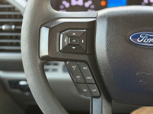 Used 2019 Ford F250 XL w/ Power Equipment Group image 36