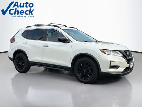 Used 2018 Nissan Rogue SV AWD/4WD image 1