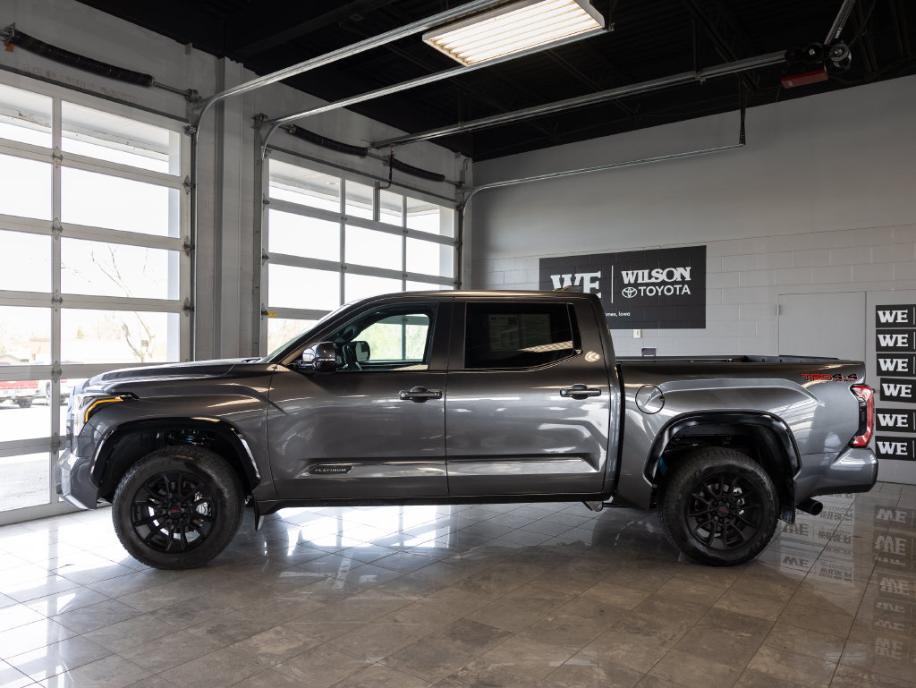 Used 2026 Toyota Tundra Platinum w/ TRD Off-Road Package AWD/4WD image 1