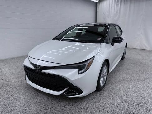 Used 2023 Toyota Corolla SE FWD image 5