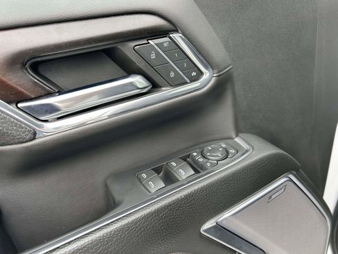 Used 2024 GMC Sierra 3500 Denali w/ Denali Reserve Package image 20