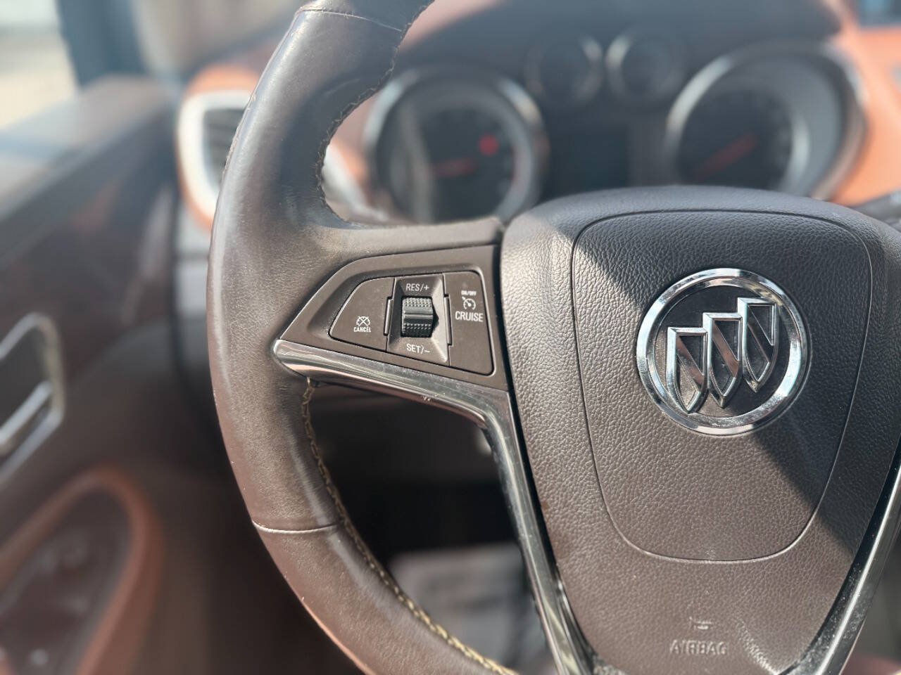 Used 2015 Buick Encore Leather FWD image 36