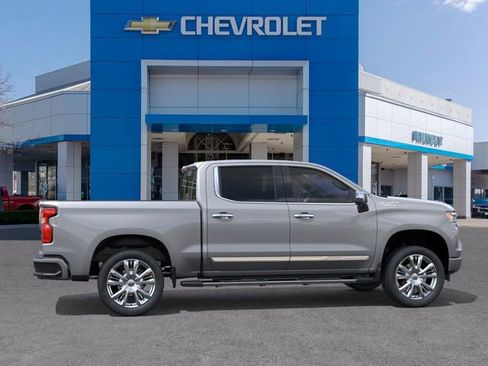 New 2026 Chevrolet Silverado 1500 High Country w/ High Country Premium Package image 5