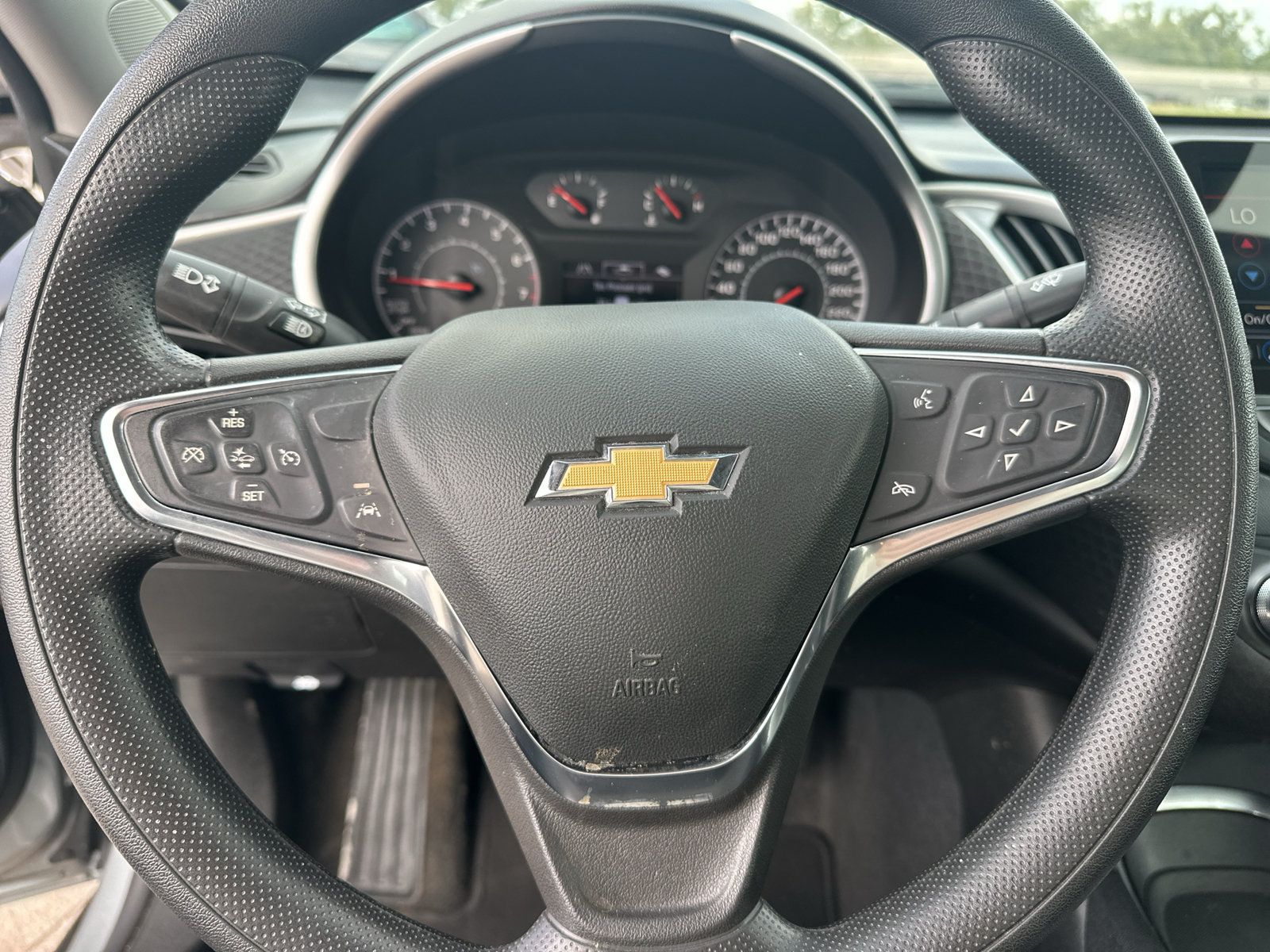 Used 2024 Chevrolet Malibu LT FWD image 16