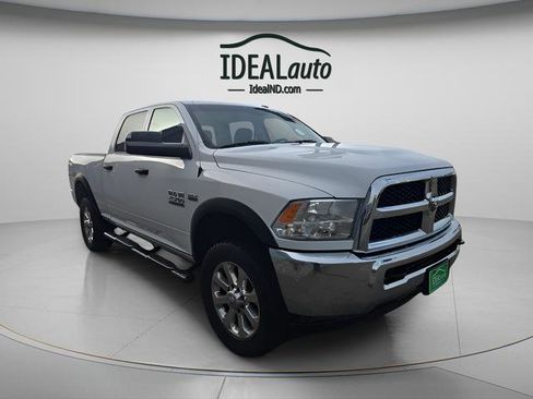 Used 2018 RAM 2500 Tradesman w/ Chrome Appearance Group image 4