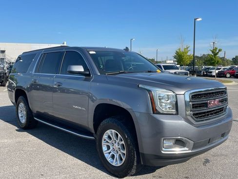 Used 2020 GMC Yukon XL SLT AWD/4WD image 16