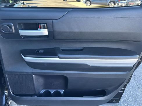 Used 2015 Toyota Tundra SR5 w/ SR5 Upgrade Package image 26