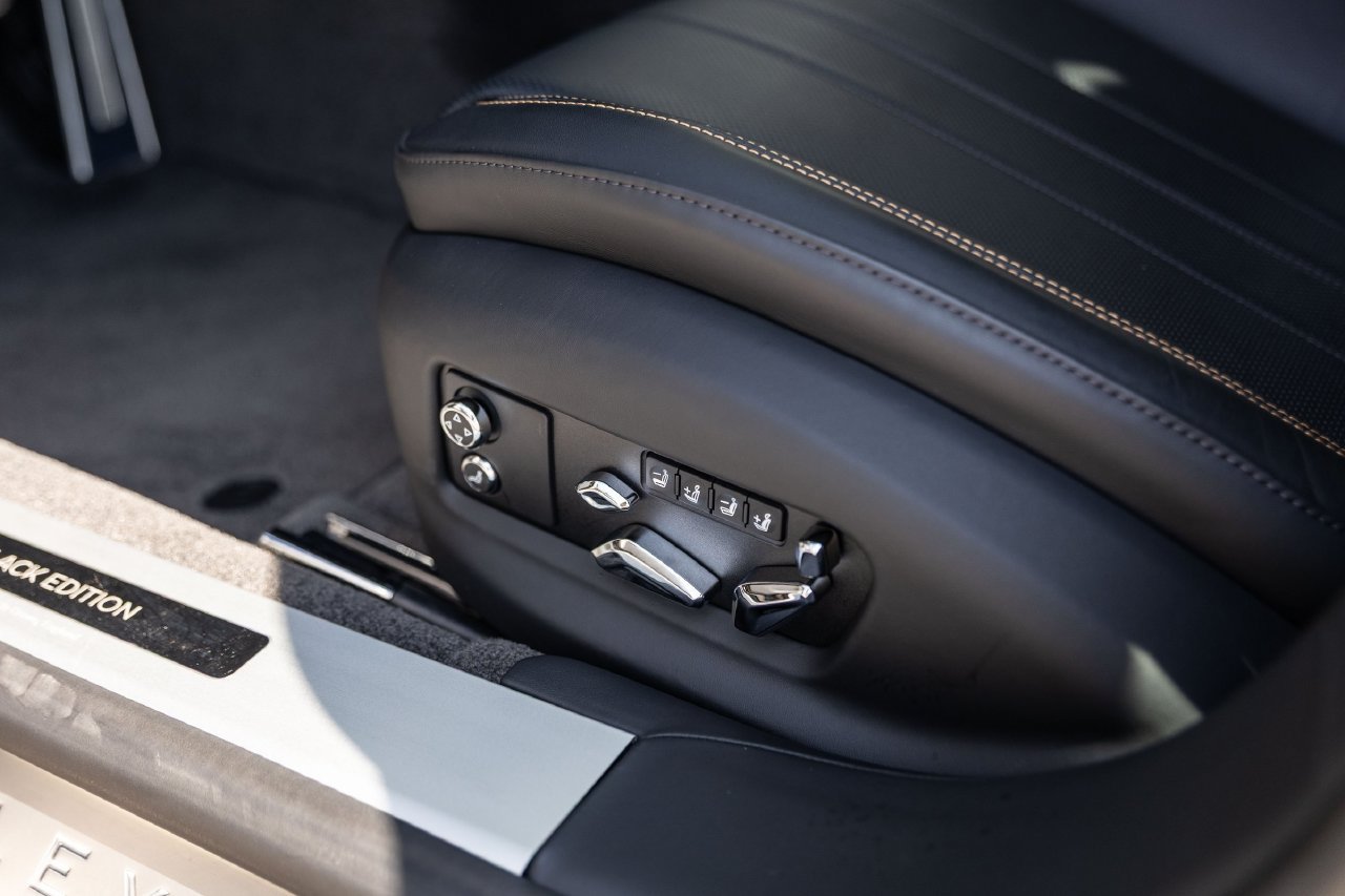 Certified 2025 Bentley Flying Spur Plug-In Hybrid AWD/4WD image 25