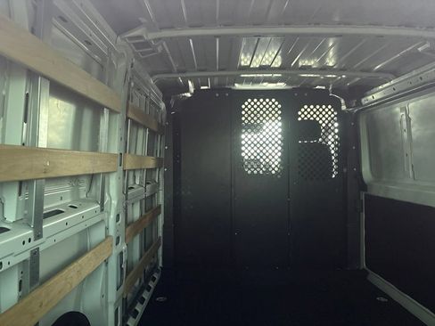 Used 2025 RAM ProMaster 2500 w/ U-Haul Equipment Group FWD image 5